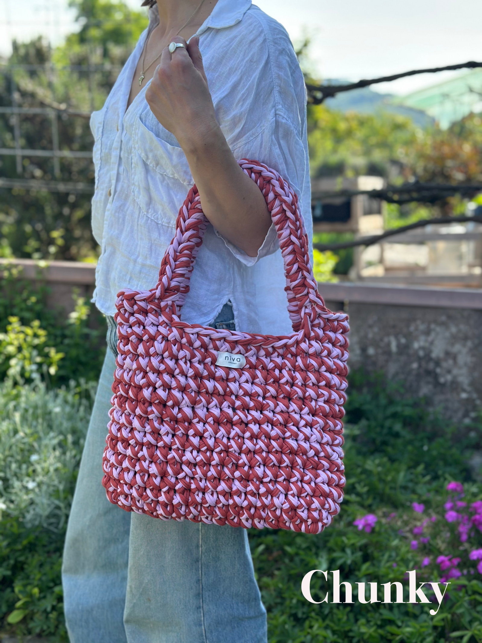2026-09-05_21-17-59_638 Individuell: Square Bag