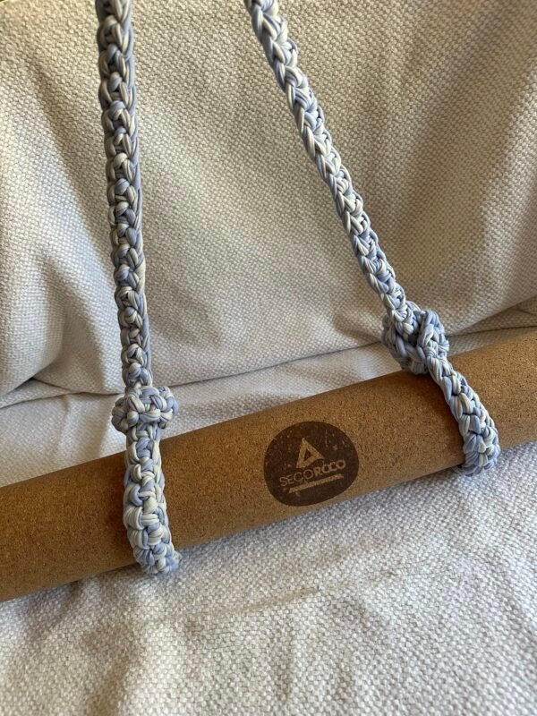 2026-09-04_11-06-41_832 Yoga Strap in Baby-Blau & Hellblau